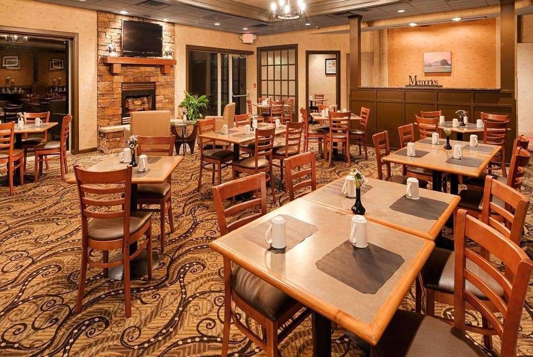 Baymont Inn & Suites Marietta Bagian luar foto