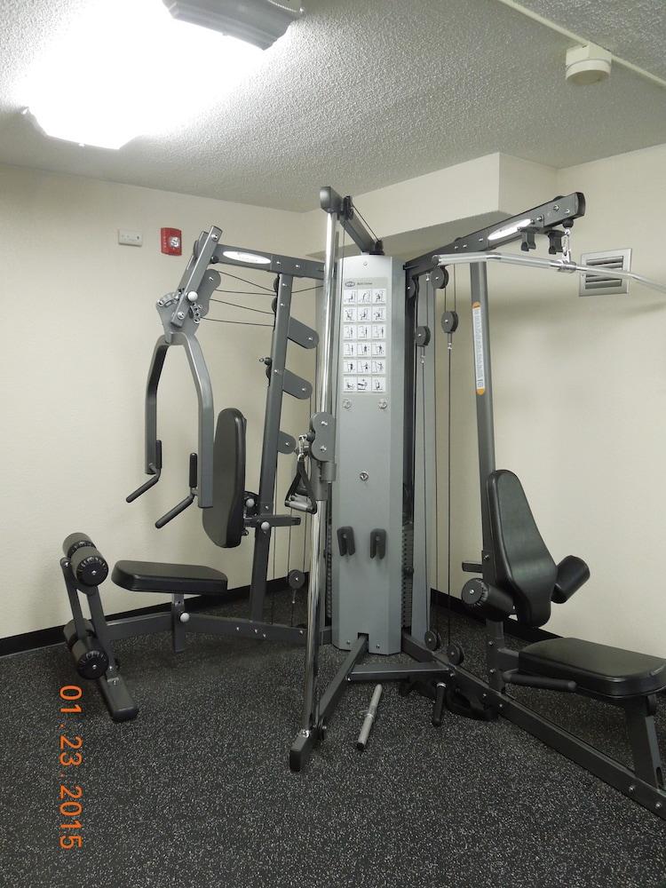 Baymont Inn & Suites Marietta Bagian luar foto